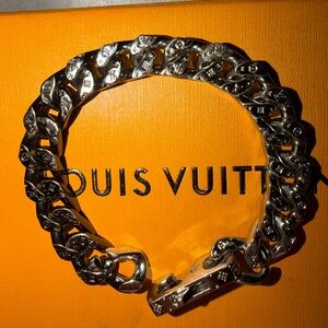 Louis Vuitton Metallic Chain Bracelet